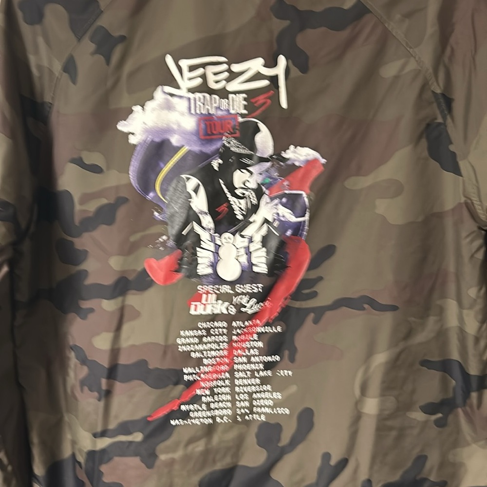 Jeezy Trap‎ or Die 3 Tour camo jacket. 
Size small
